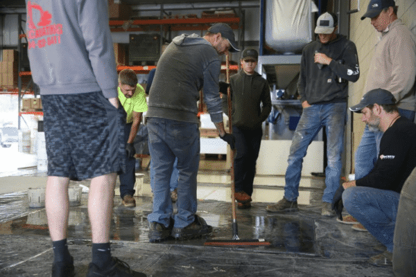Master Epoxy Flooring in 3 Days — Learn from the Pros - Image 2